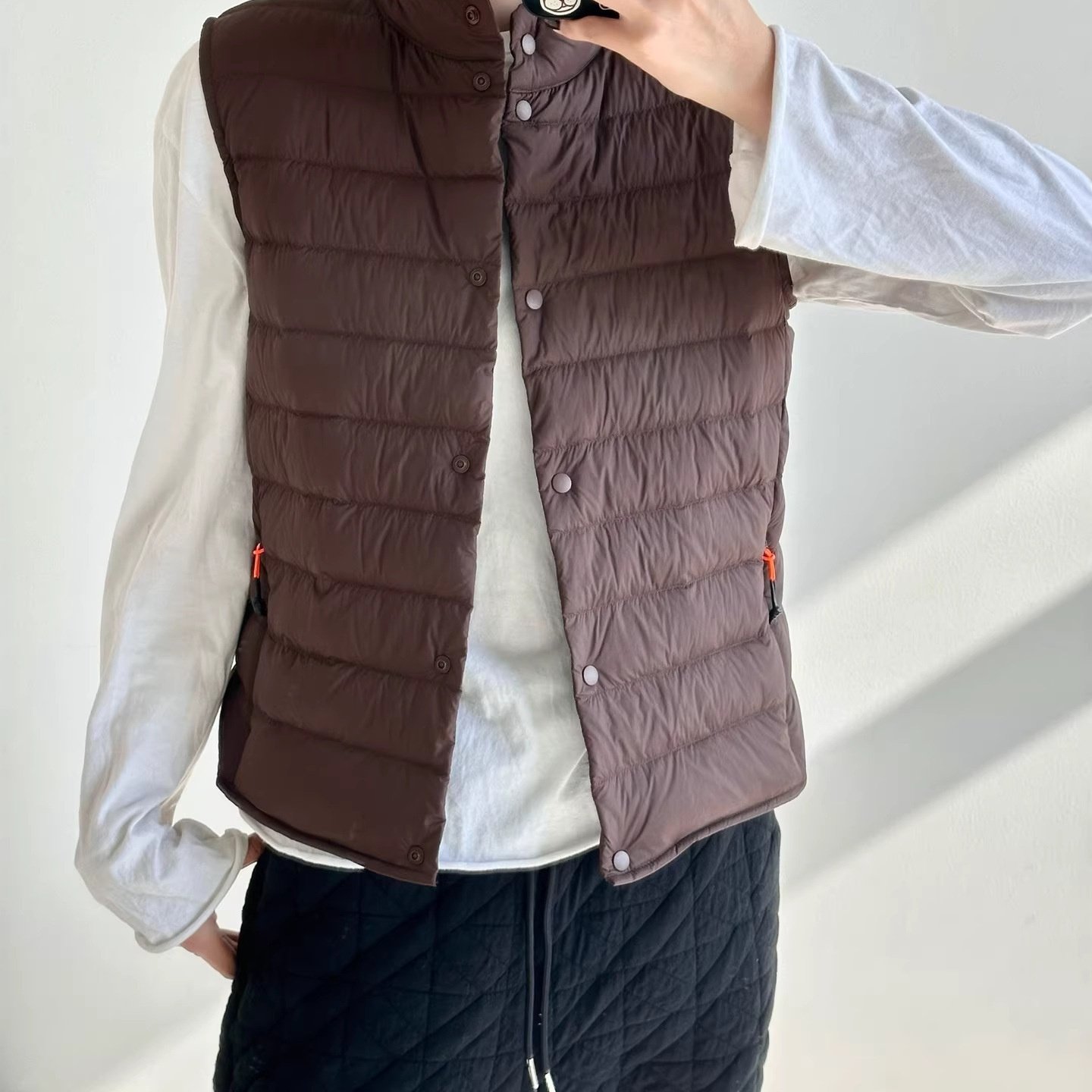 羽绒马甲秋冬新款宽松休闲95白鹅绒内胆轻薄背心可外穿立领无袖女