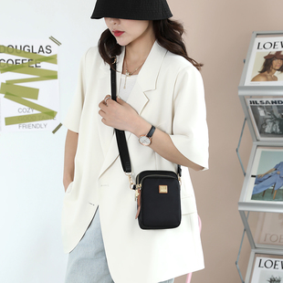 手机包女斜挎小包包2023新款三层竖款腰包帆布包装放手机的小挎包