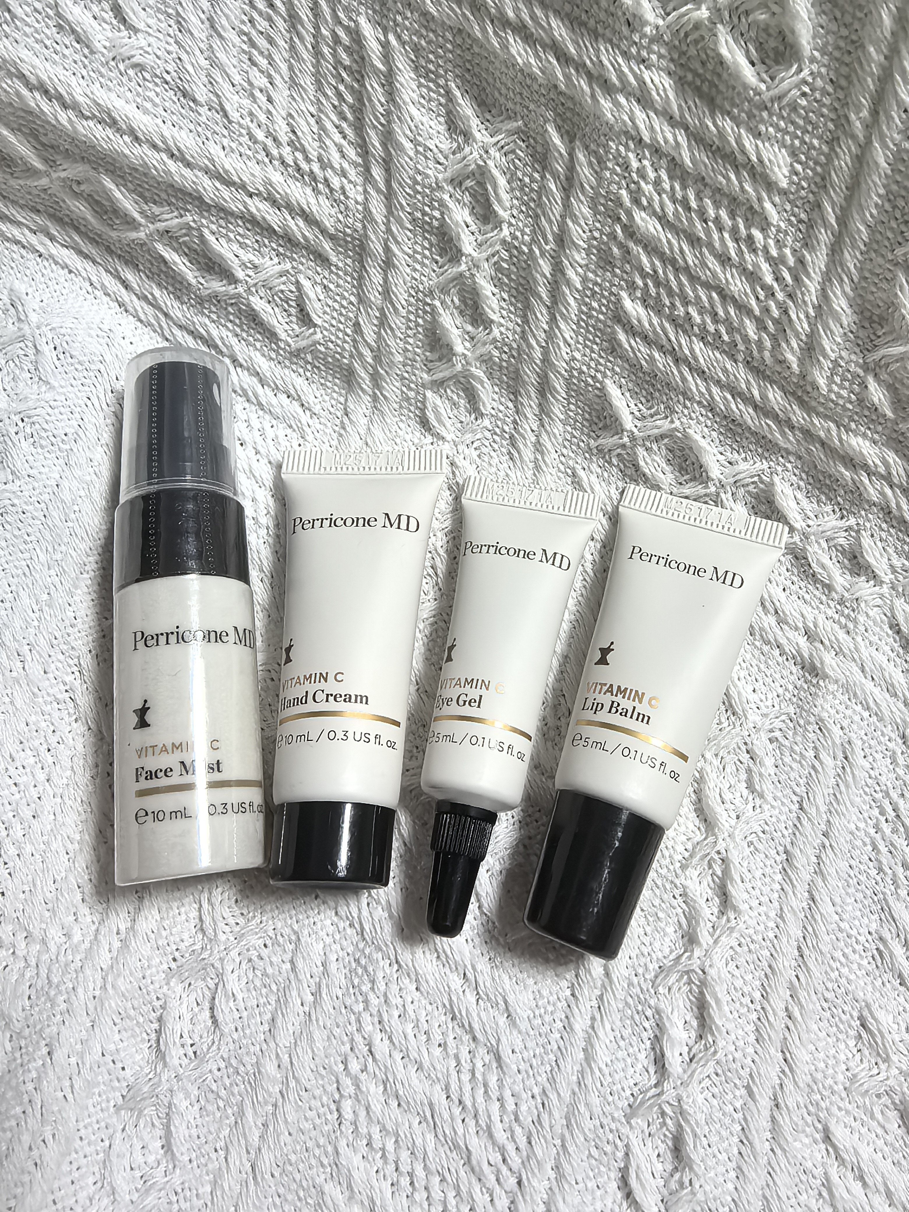 新品！现货！美国航空小样面部喷雾 眼胶 唇膏 护手霜等小样,美容护肤/美体/精油,面部护理套装,淘宝优惠券,粉丝福利购,淘宝优惠卷