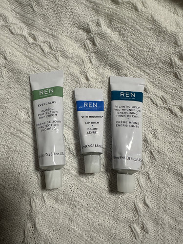 新款！航空配品 REN保湿霜 唇膏 护手霜 等小样