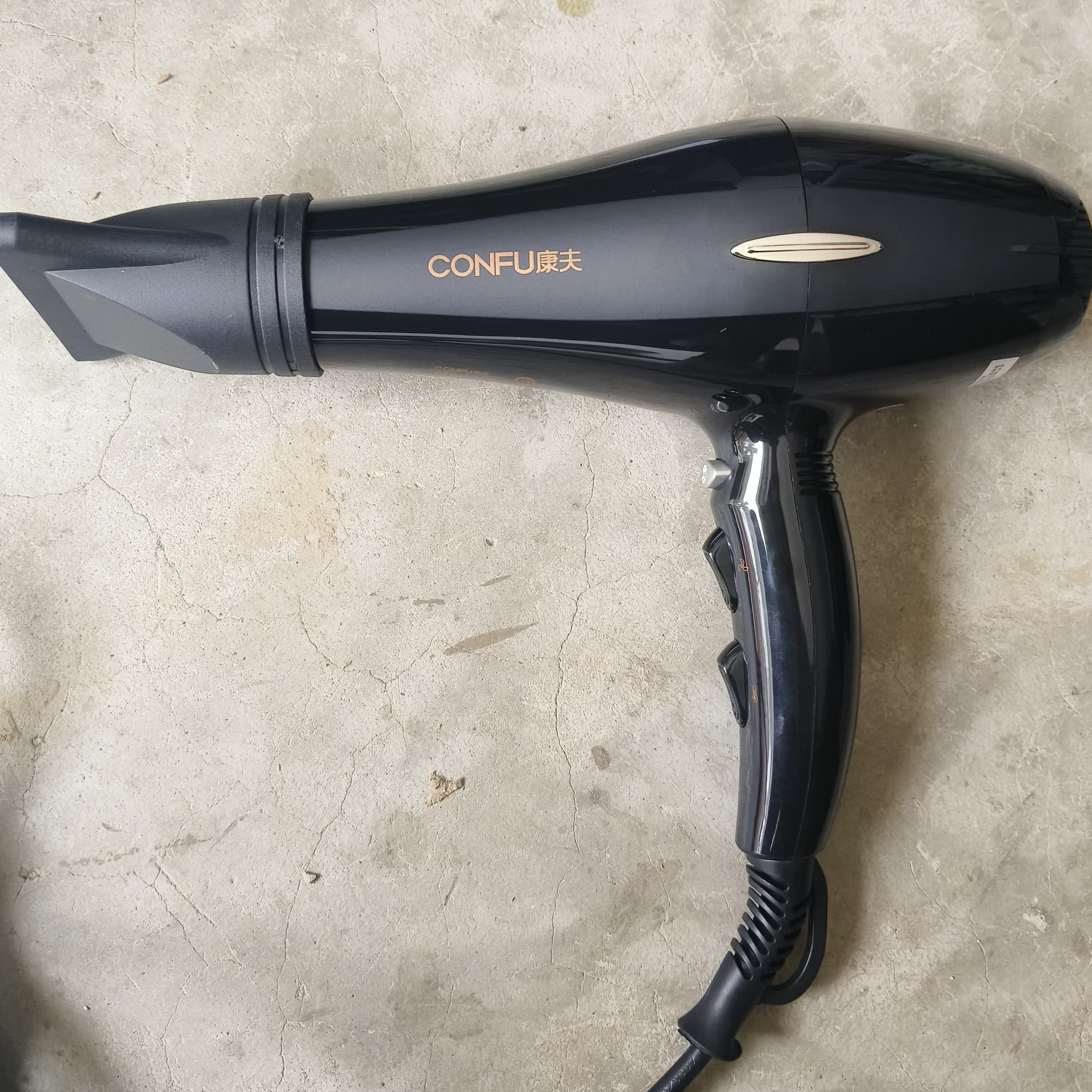 康夫电吹风机大功率2200W冷热风发廊理发店大风力速干风筒KF-9817