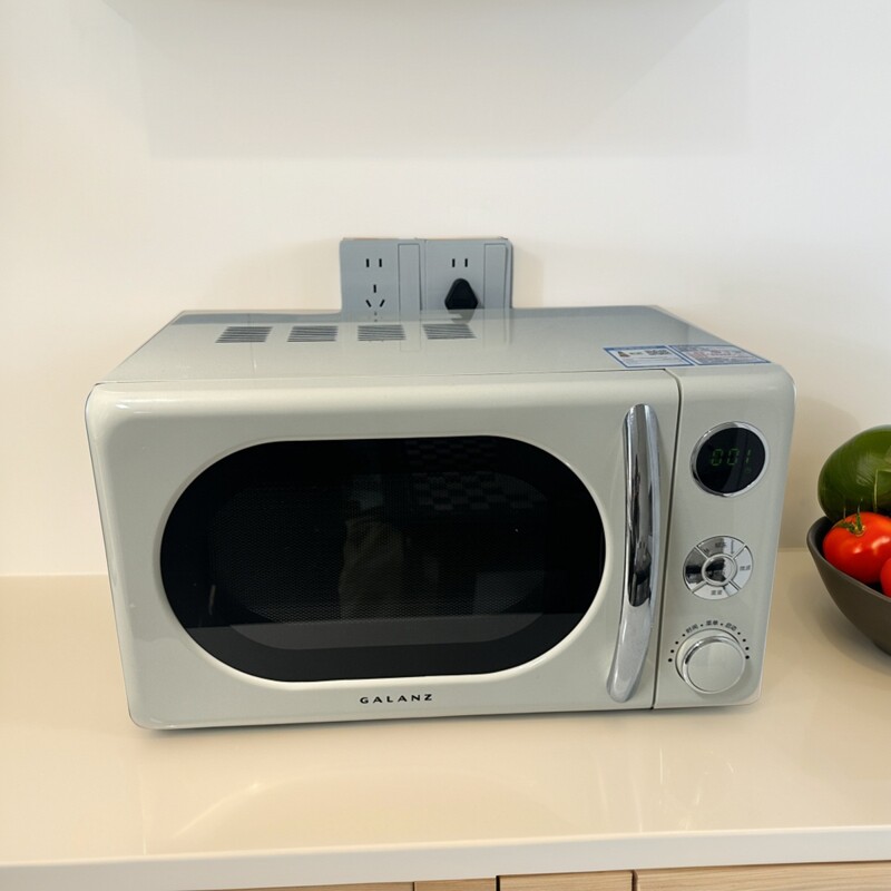 格兰仕微波炉20升复古式平板加热家用多功能全自动微波炉KAW0-SF2