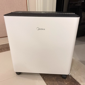 美的除湿机回南天家用客厅卧室别墅干衣机净化除菌CF20BD/N7-DA1