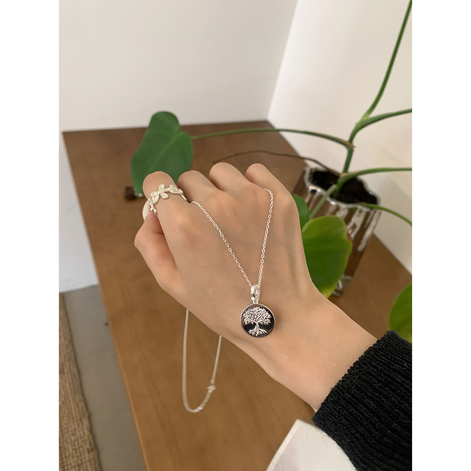 HGHEYGIRL生命树长吊坠项链女