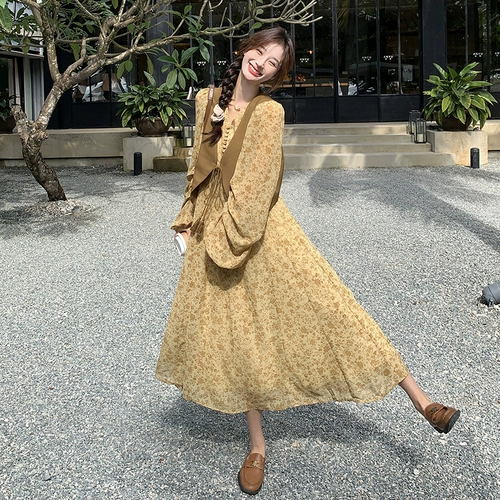 Весеннее платье, жилет, комплект