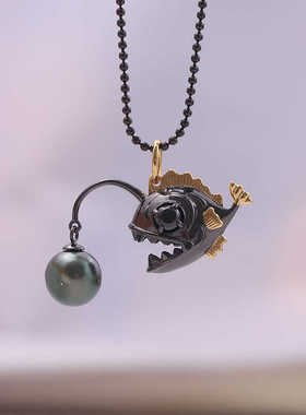 豪华枪黑分色鲨鱼吊坠s925纯银