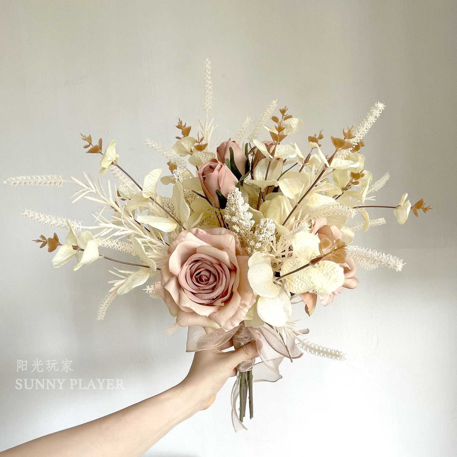 香槟色新娘结婚手捧花仿真花束婚礼婚纱假花摄影拍照领证ins唯美