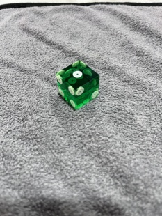 高档纯直角精准亚克力骰子19mm赌场桌游双圈花旗骰透明绿（1粒）