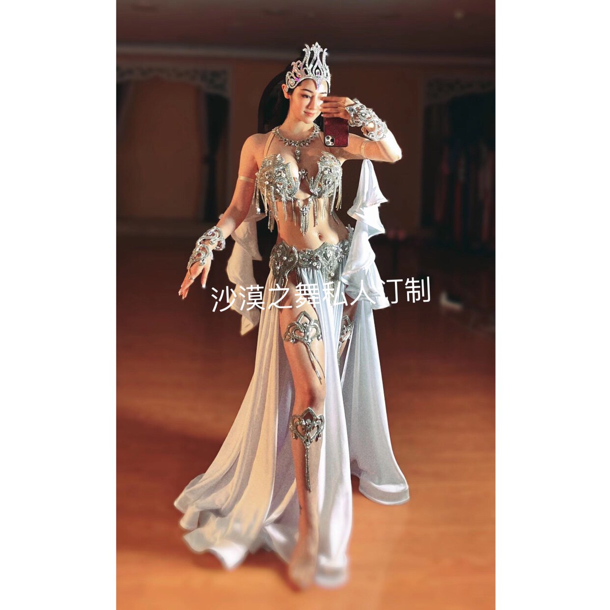 颜学丽老师头饰皇冠发冠沙漠之舞肚皮舞服饰原创设计定制演出配饰
