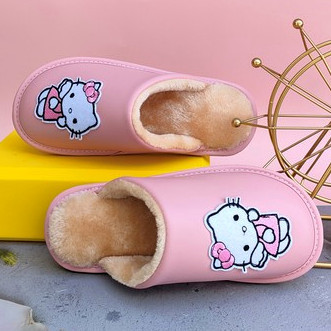 儿童防水卡通毛毛拖鞋