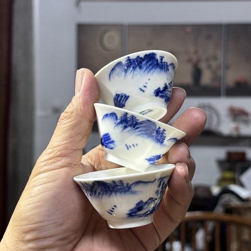 若深珍藏撇口杯手绘青花山潮州工夫茶杯圈足主人杯釉下彩功夫茶杯