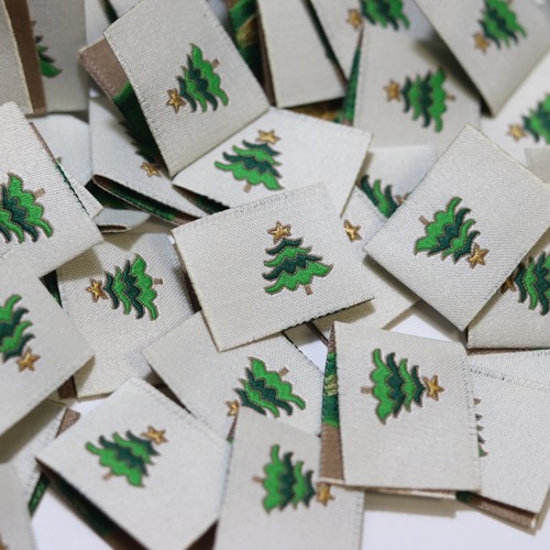 圣诞树对折布标装饰织唛领标洗标服装辅料织标商标大肠圈辅料现货