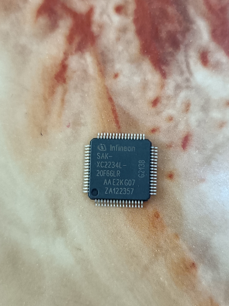 SAK-XC2234L-20F66LR 汽车嵌入式微控制器单片机芯片IC 全新原装