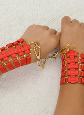 FARFETCH夜店2025新款可调节欧美成人吊袜红色手环发发奇聚拢扣环