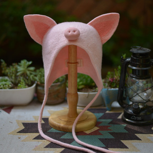 「蘑菇梦手作森趣」猪猪羊毛毡遮耳帽 原创森系生肖童趣网红款