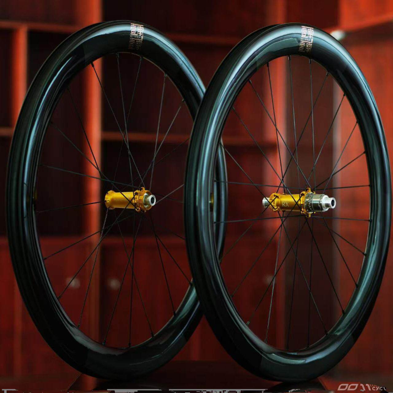 0011Cycle超轻RX碟刹钢条碳条公路碳纤维轮组CEMA陶瓷轴承T32钛头