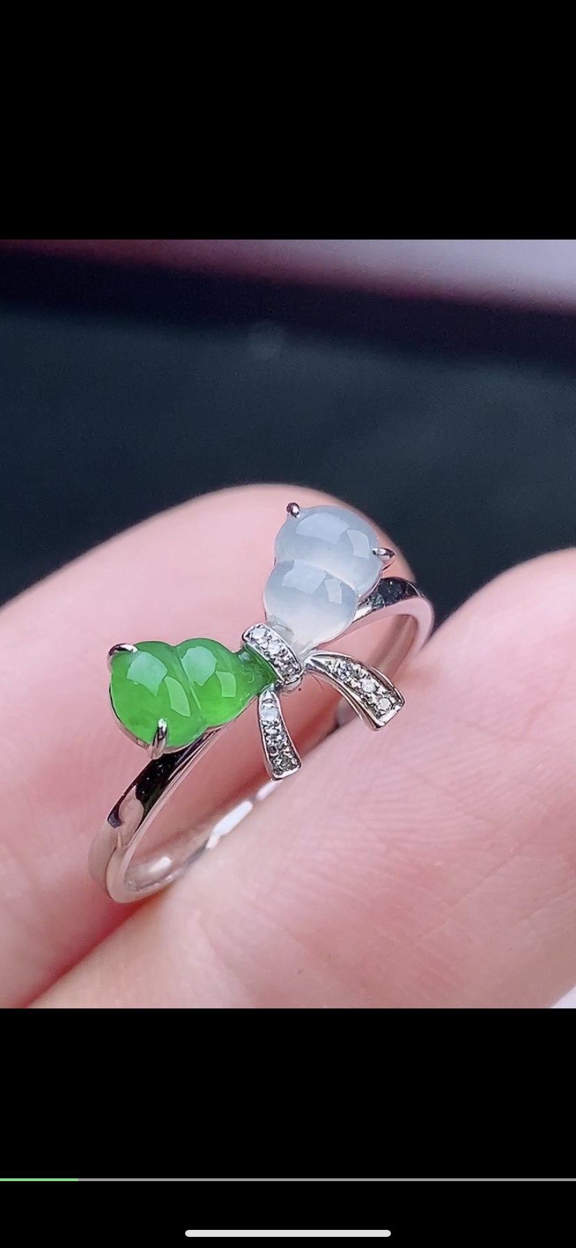 裸石 5.6-4.3mm,18k金满绿白冰葫芦戒指，天然翡翠A货swr6646