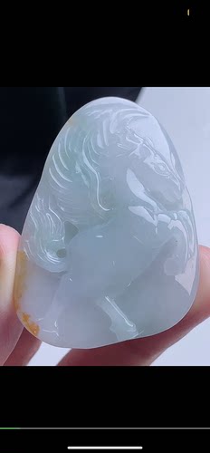 52.9-38.3-14.1mm,水润   生肖马牌 天然翡翠A货，yus6929-102