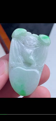 44.5-27.8-12.3mm飘绿巧雕福在眼前吊坠，天然翡翠A货aaa68.2十三