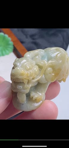 32.2-49-24.4mm黄翡立体巧雕如意貔貅吊坠，天然翡翠A货aaa6727七