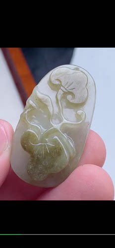 38.9-21-6mm,水润 黄翡巧雕富贵如意吊坠天然翡翠A货aaa68.2十三