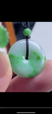 20.8-4.6mm,水润飘绿平安扣  吊坠，天然翡翠A货mih6717-20