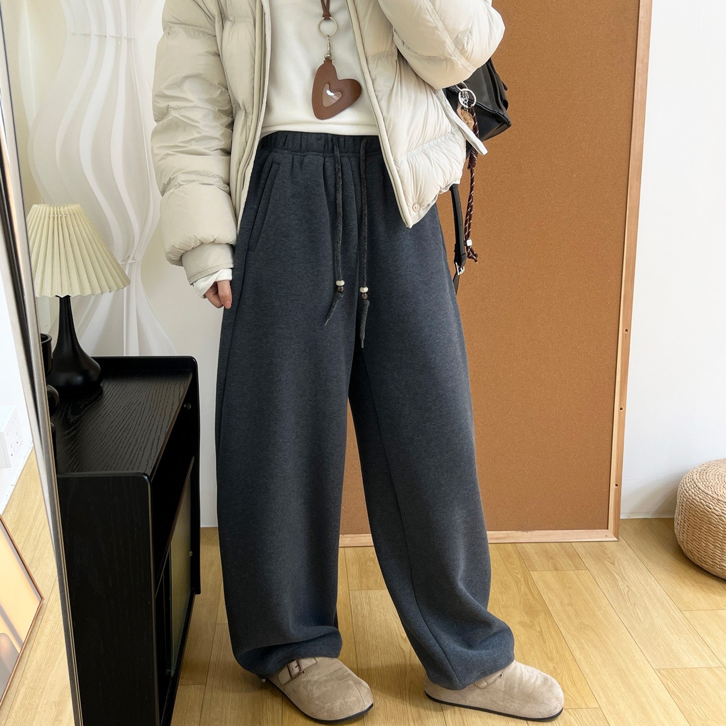 百搭奥粒绒加厚保暖抽绳香蕉裤冬季阔腿束脚两穿松紧腰弯刀卫裤女,女装/女士精品,卫裤,淘宝优惠券,粉丝福利购,淘宝优惠卷