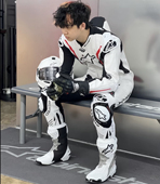 量身定制GP V5连体皮衣摩托车赛车服非a星牛皮防摔耐磨通勤跑山