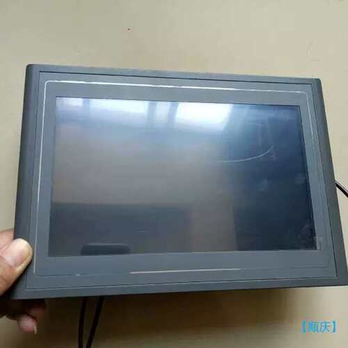 议价触控屏幕Q8-702T