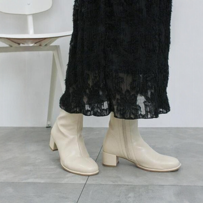 日系复古修腿显瘦时尚百搭短靴女