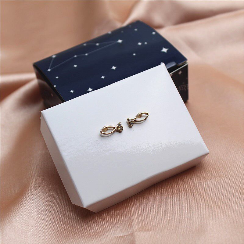 日韩风格新款盒装镶水钻星座耳钉简约大气日常款时尚女生耳饰配饰