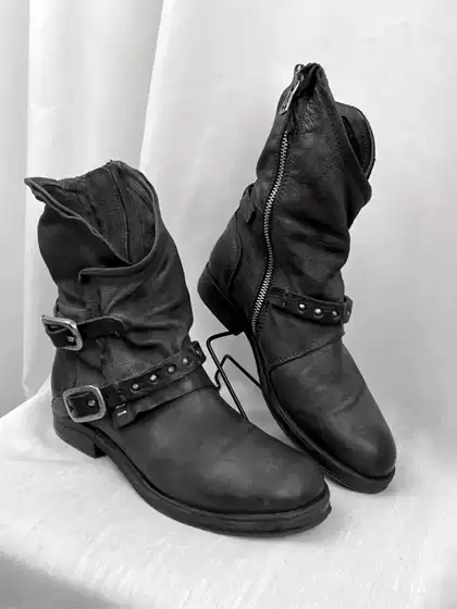 Dark Retro Belt Buckle Vintage Motorcycle Boots Men's and Women's Riding Boots Work Boots Martin Boots Lace-Up Western Cowboy Boots