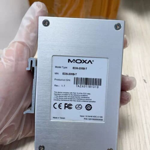 MOXA EDS-205B-T 乙太网交换机