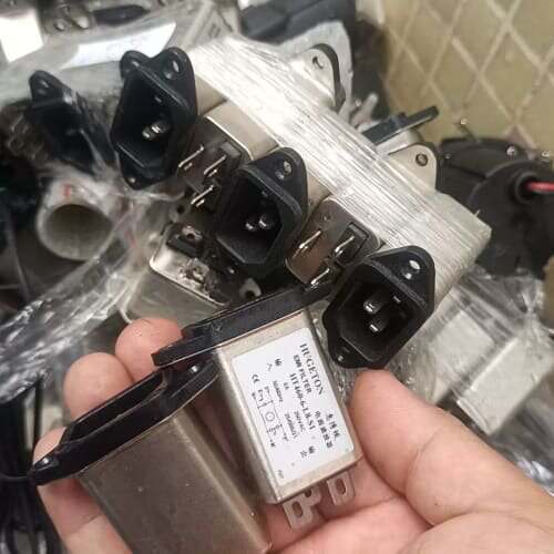 惠博顿滤波器HT460-6-L8-S1 6A，100多隻，7