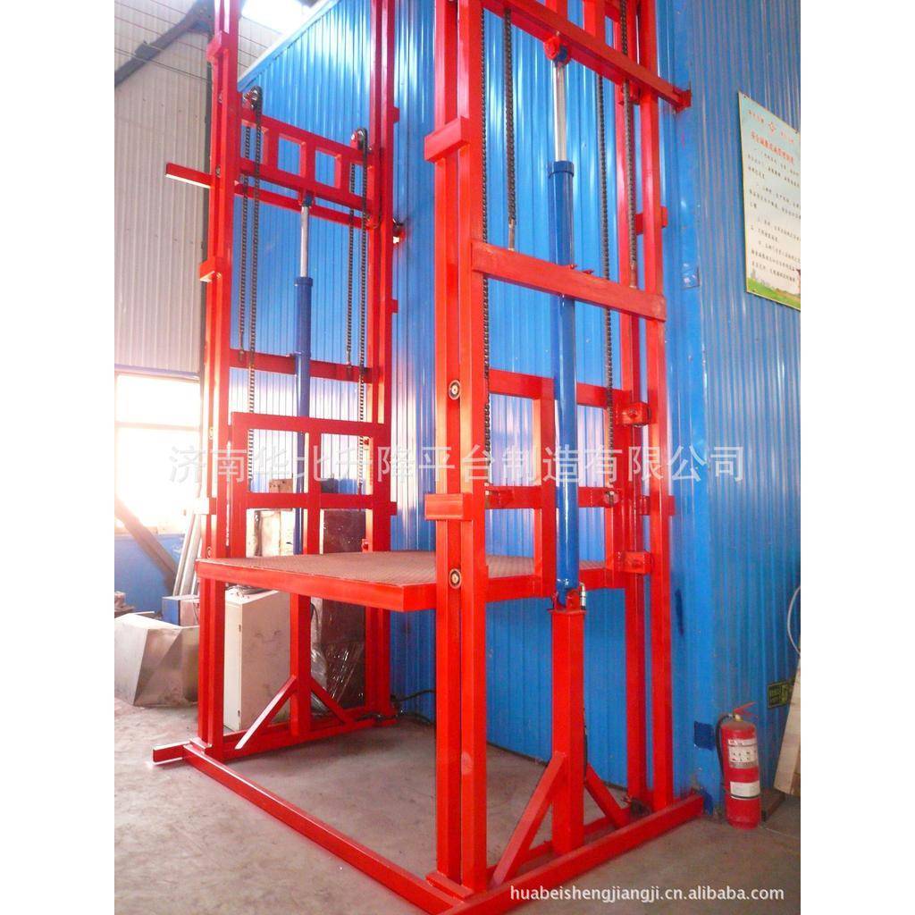 济南18米吨导轨式升降机厂2家电液压链降货SJD1-4梯条提升机升车