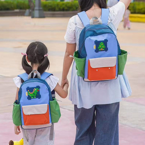 upixel书包儿童小学生一到六年级大容量双肩包男女孩轻便出游背包