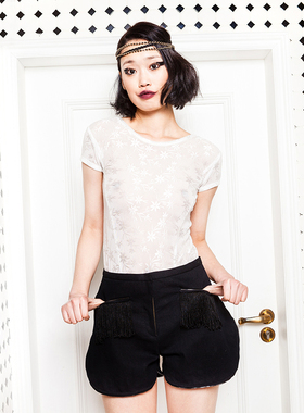 清仓处理黑色牛仔流苏短裤