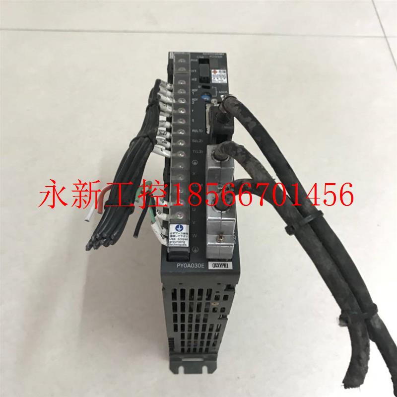 议价PY0A015E. PY0A030E. PY0A100E. PY0A150E 伺服驱动器￥