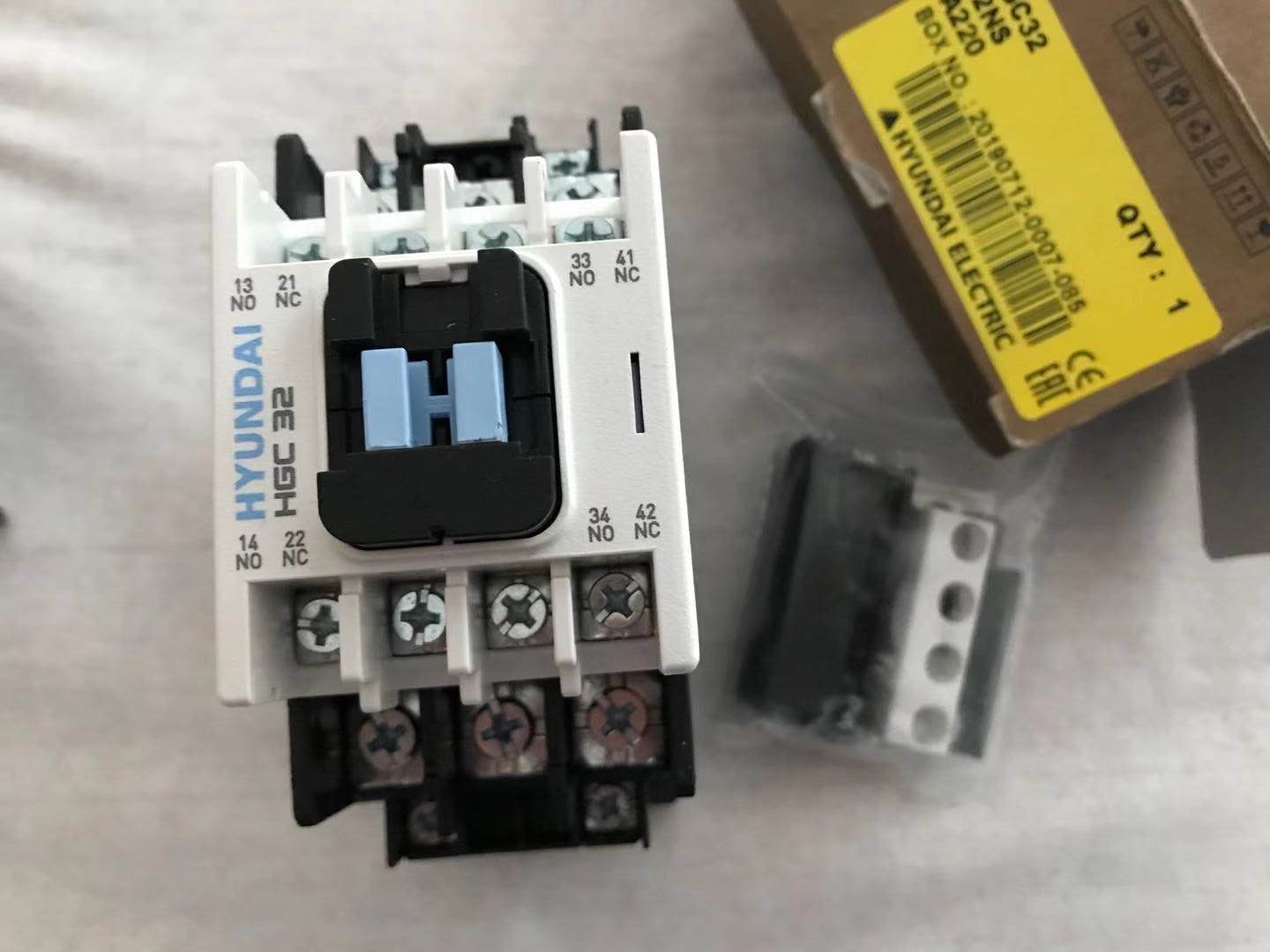 议价全新原装正品HYUNDAI现代接触器 HGC32 线圈电压24V/220V￥