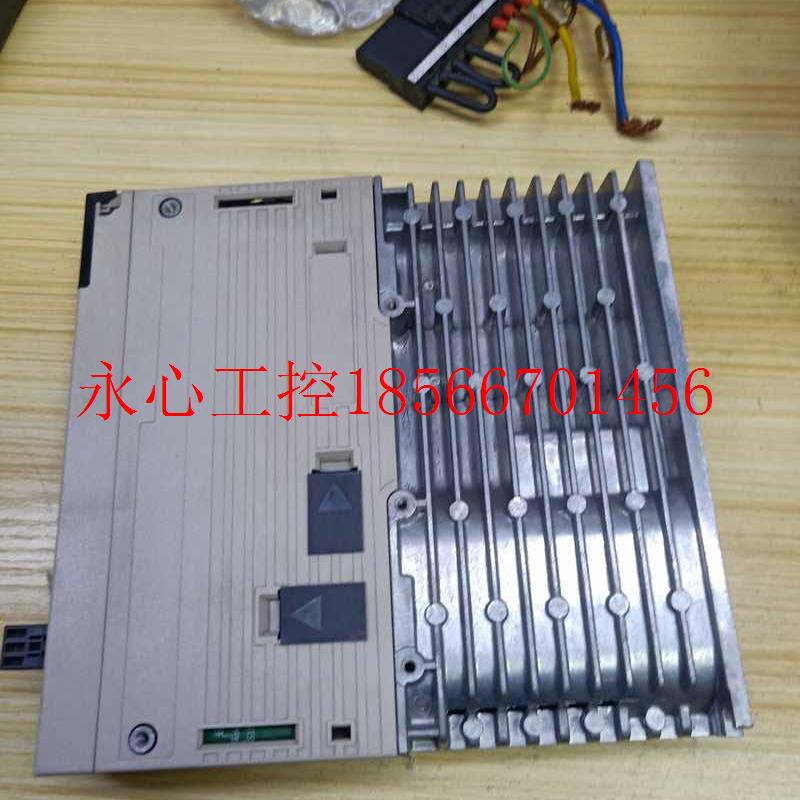 议价安川SGDV-2R8A01A002000现货九成新包好现货￥