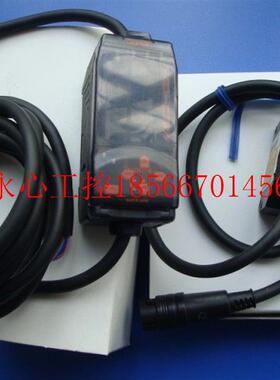 议价日本欧姆龙位移传感器ZX-LDA11-N+ZX-LD100L原装正品￥