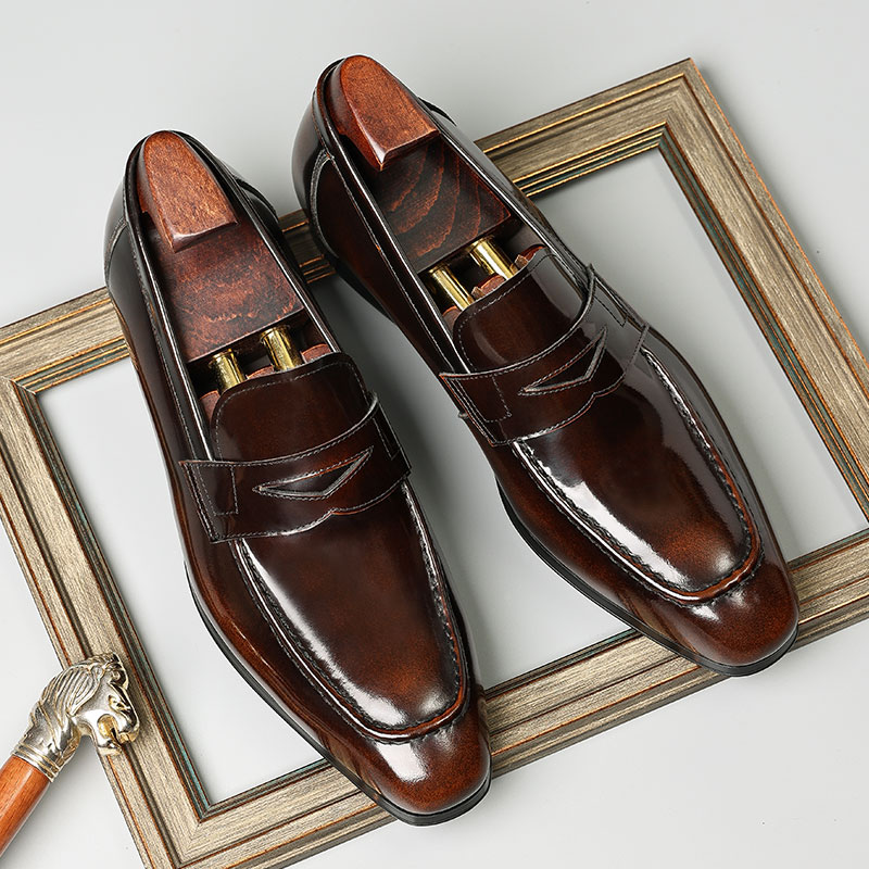 新款男士商务皮鞋一脚蹬尖头英伦正装男鞋真皮亮皮韩版潮流单鞋