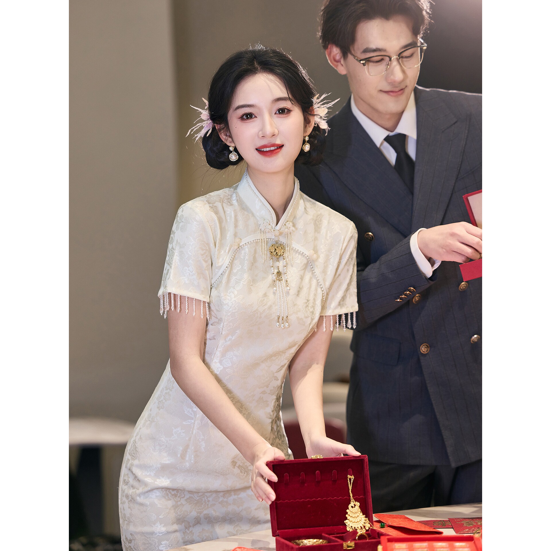 织造局新中式订婚礼服国风高级感白色旗袍结婚敬酒服女26新款