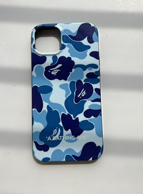 BAPE配饰猿人头蓝色迷彩图案全包iphone14plus适用手机壳带挂绳孔