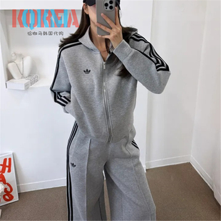 阿迪达斯Adidas三叶草女子灰色美式复古休闲运动夹克外套 JY2620