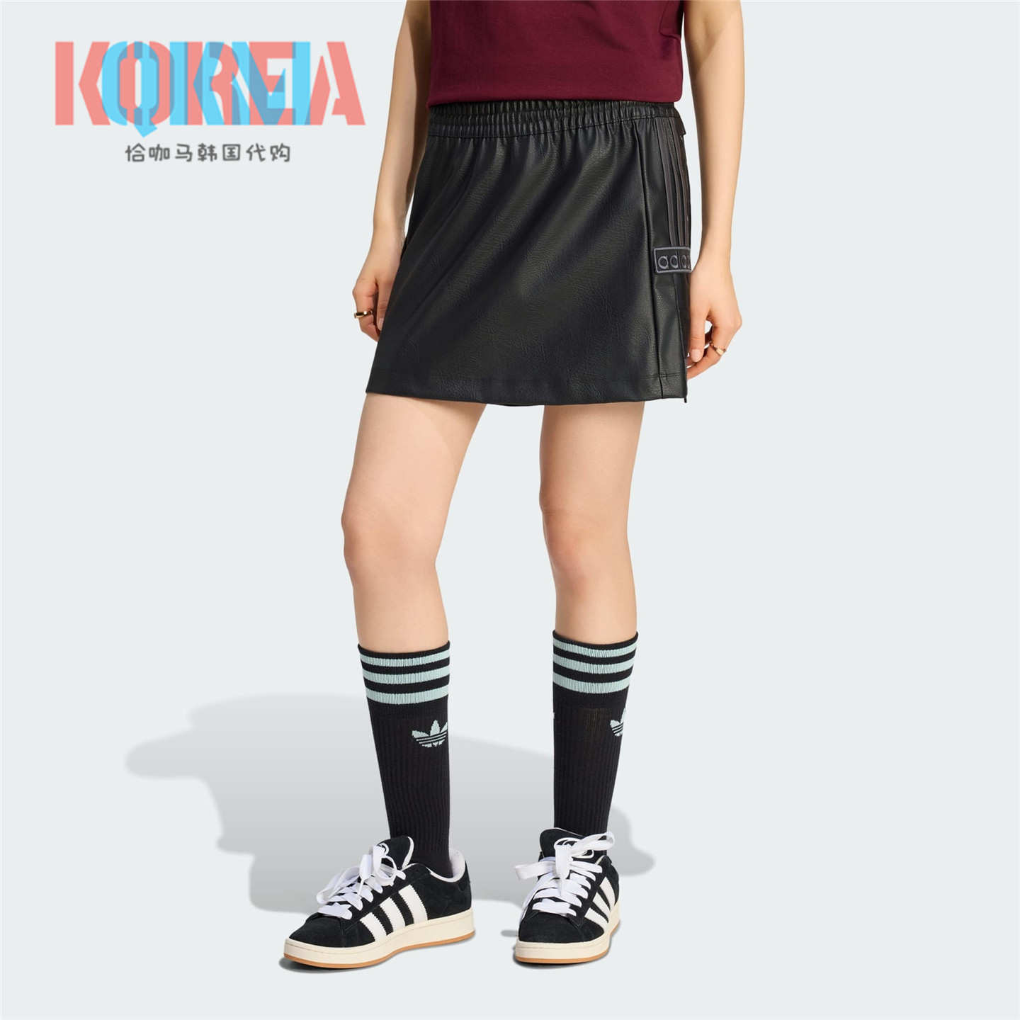 Adidas女子复古休闲皮质半身短裤