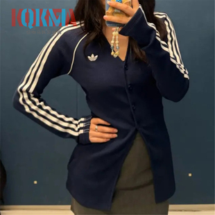 阿迪达斯Adidas三叶草女子V领修身收腰针织开衫外套KS7810 KS7811