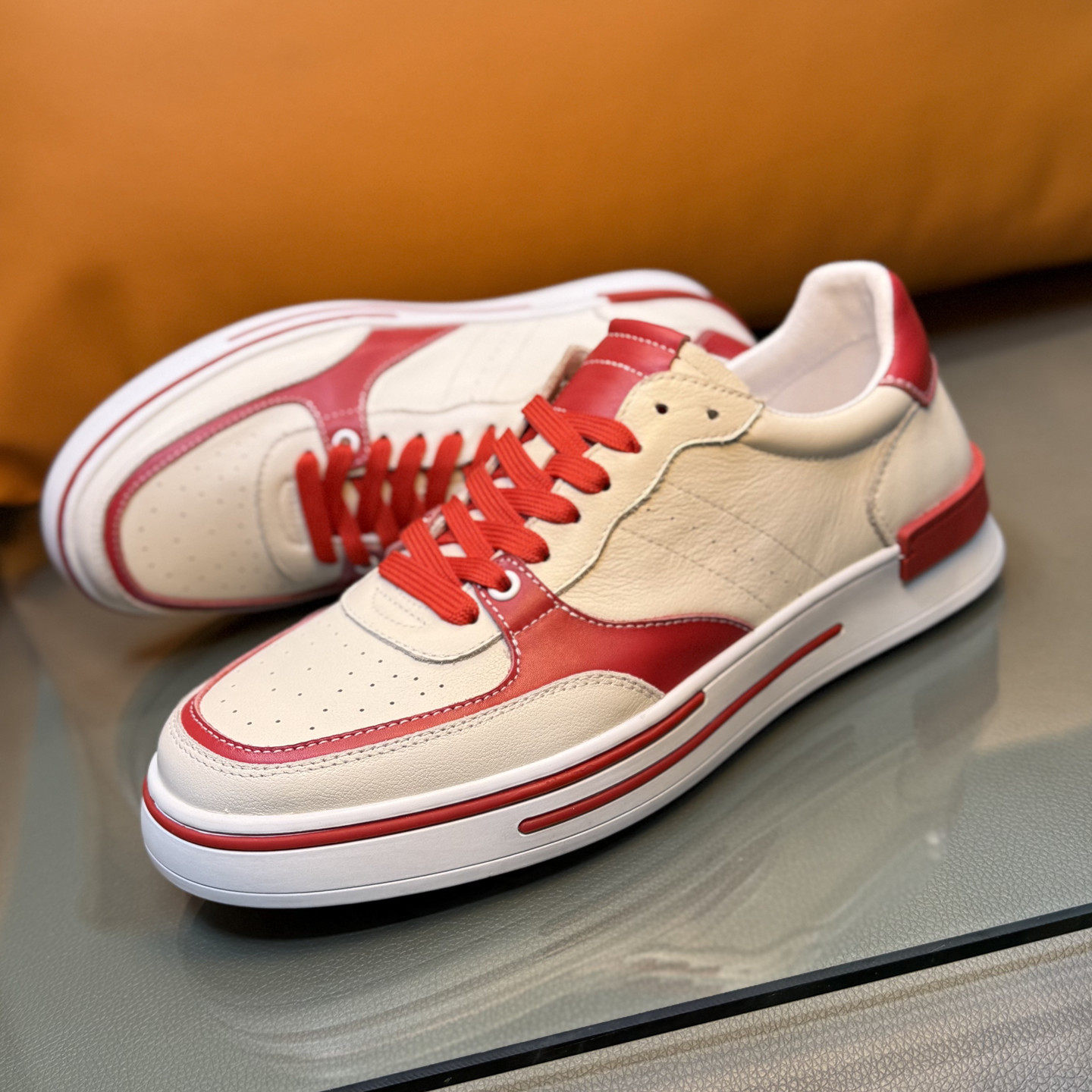 欧洲站男鞋红白色真皮英伦风板鞋男青春潮流休闲鞋子百搭男士皮鞋,流行男鞋,休闲板鞋,淘宝优惠券,粉丝福利购,淘宝优惠卷