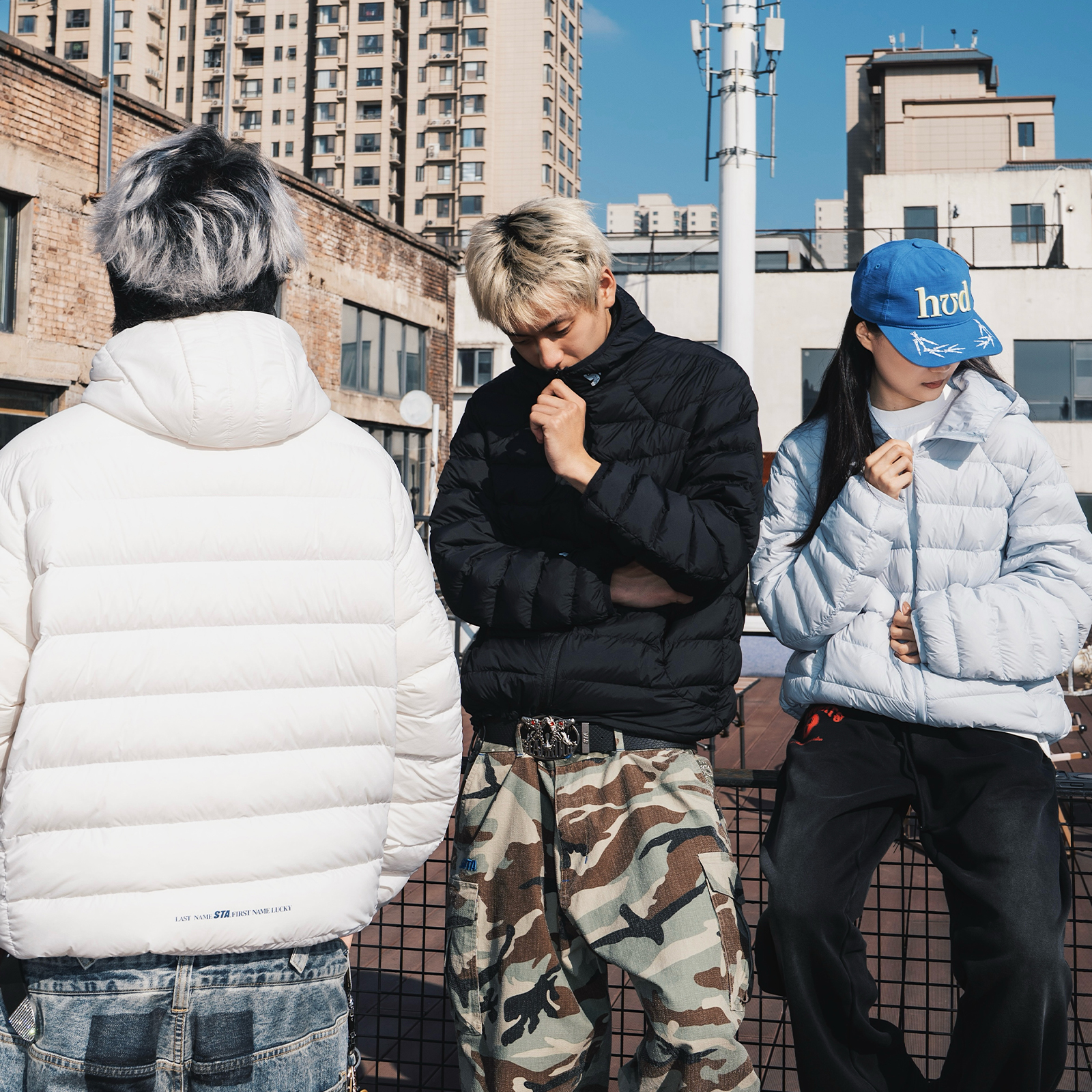 STA排骨修身90%鸭绒连帽羽绒服