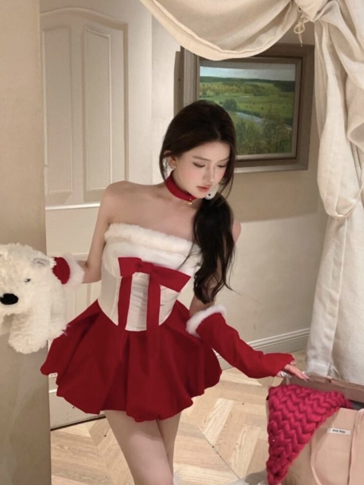 圣诞女装性感氛围感穿搭毛毛拼接蓬蓬连衣裙秋冬甜美新年战袍裙子